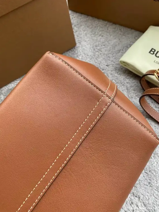 Official First Bag Ru BURBERRY Tote Pocket 0506